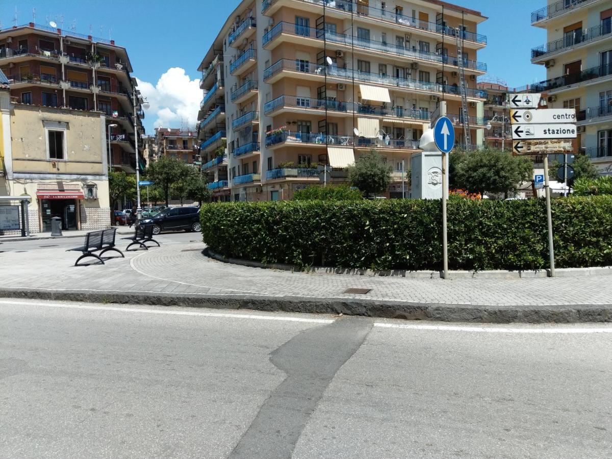 Appartamento Mercatello Salerno Exterior foto